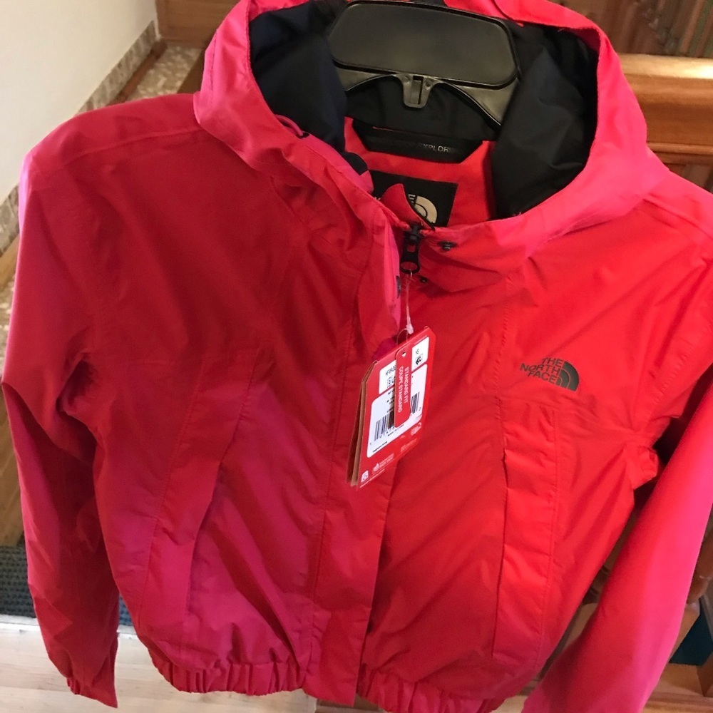 Women’s Precita Rain Jacket New With Tags